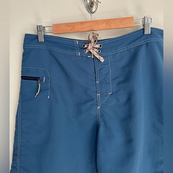 Patagonia Mens Blue Board Shorts - Picture 3 of 8